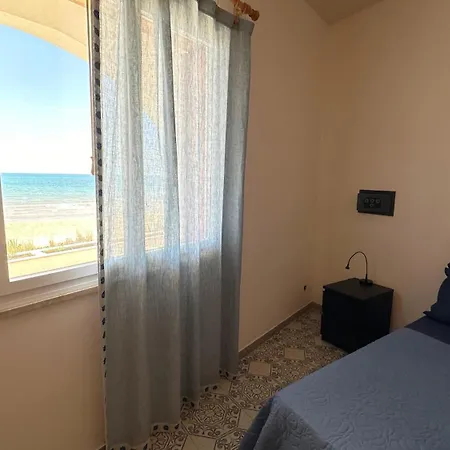 Nini * بونتا سيكا